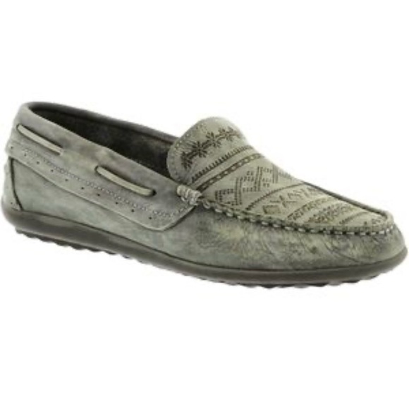 Taos Footwear Other - Taos Women's Heritage Slip On Moccasin Shoes Grey Taupe Leather Finish 9 - 9.5